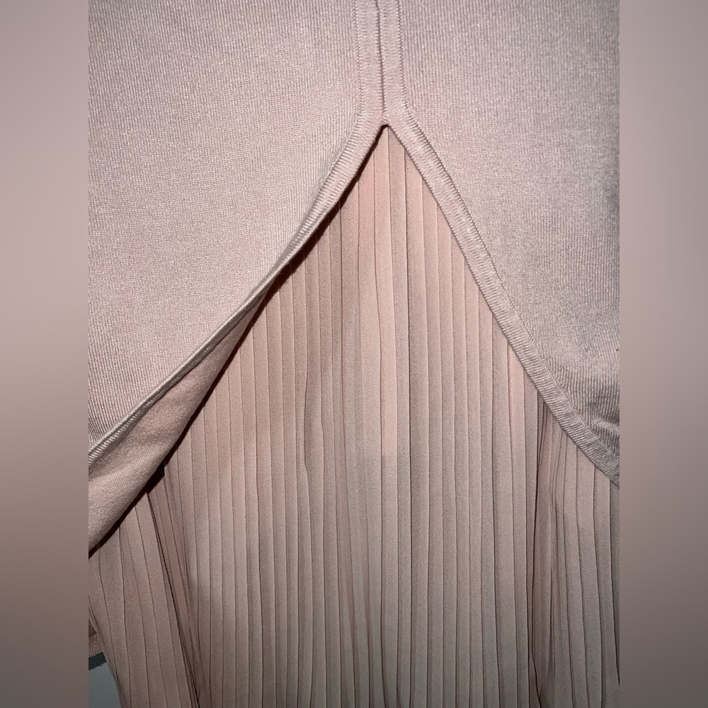 MARBLE Women’s Blouse, Light Pink/Mauve, Pleated, Size Large, NWT - Picture 4 of 14